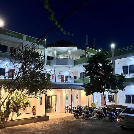 The 99 Inn Hotel Pak Chong Esterno foto