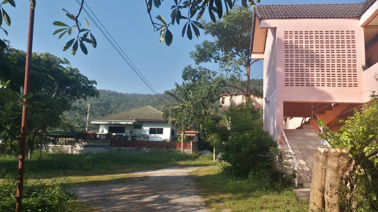 The 99 Inn Hotel Pak Chong Esterno foto