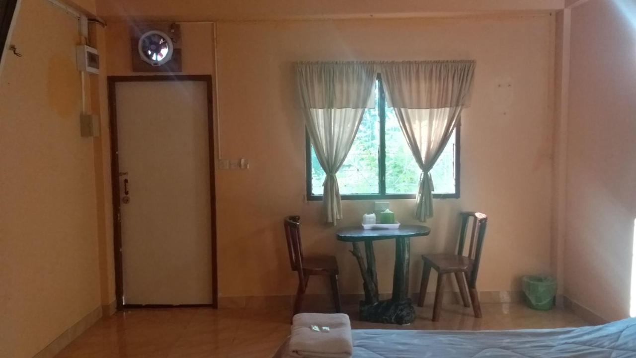 The 99 Inn Hotel Pak Chong Esterno foto